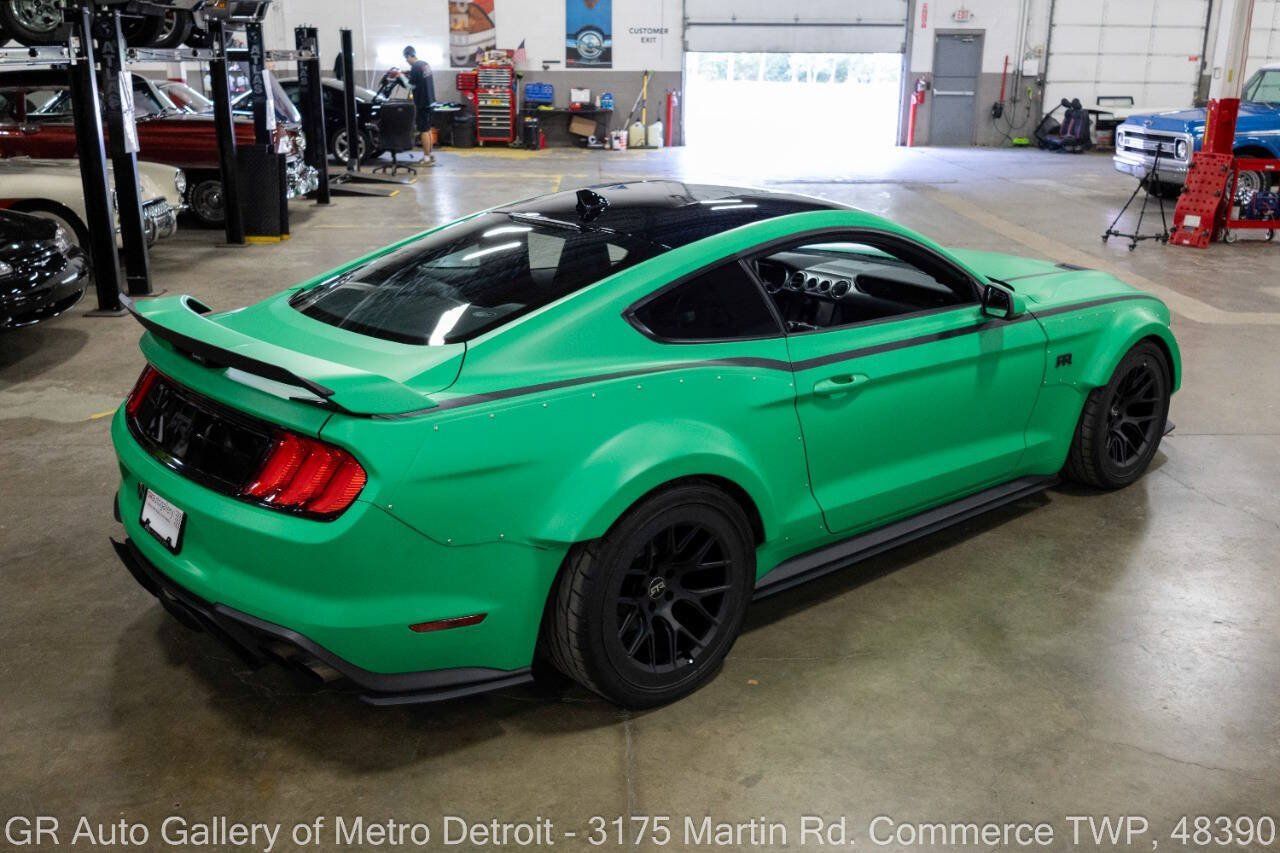 Used 2021 Ford Mustang GT Premium w/ GT Performance Package RWD image 7