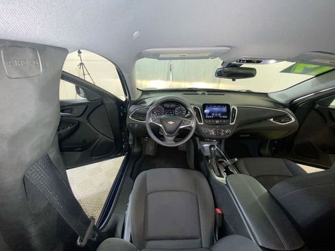 Used 2019 Chevrolet Malibu LT FWD image 34