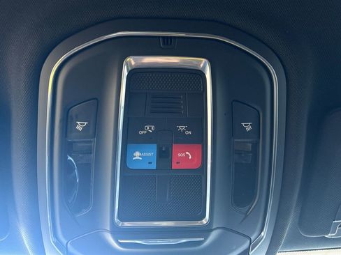 New 2026 Jeep Grand Cherokee Laredo image 26