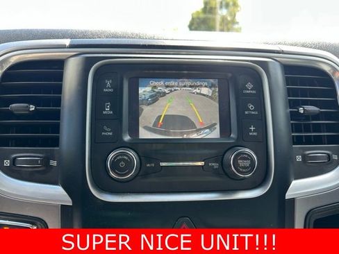 Used 2022 RAM 1500 Classic SLT image 24