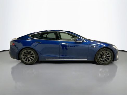 Used 2020 Tesla Model S Long Range image 8