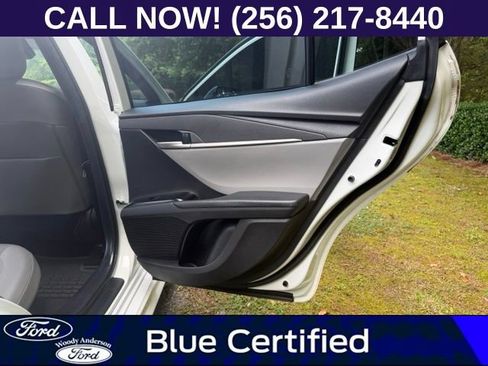 Used 2025 Toyota Camry SE FWD image 25
