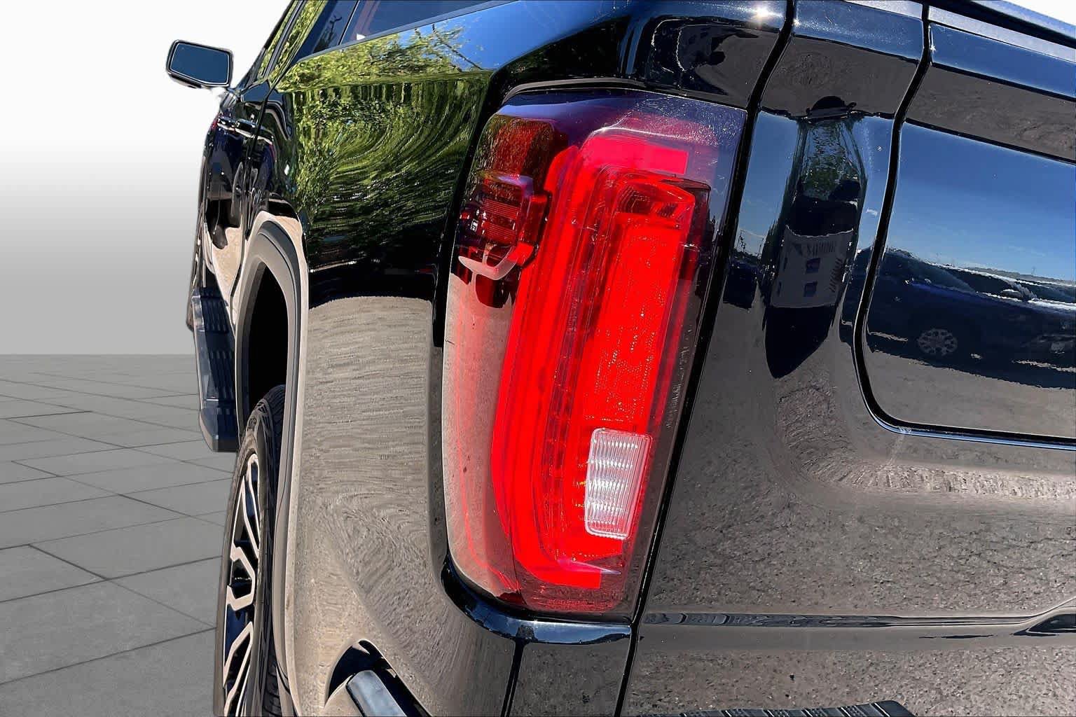 Used 2020 GMC Sierra 1500 AT4 w/ AT4 Premium Package AWD/4WD image 28