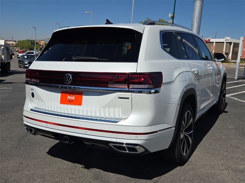 New 2025 Volkswagen Atlas SEL Premium R-Line image 10