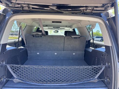 Used 2015 Chevrolet Suburban LTZ AWD/4WD image 15