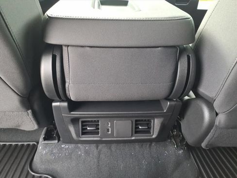 New 2026 Chevrolet Silverado 2500 Custom w/ Custom Value Package AWD/4WD image 18