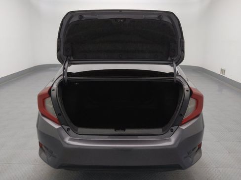 Used 2018 Honda Civic LX image 29