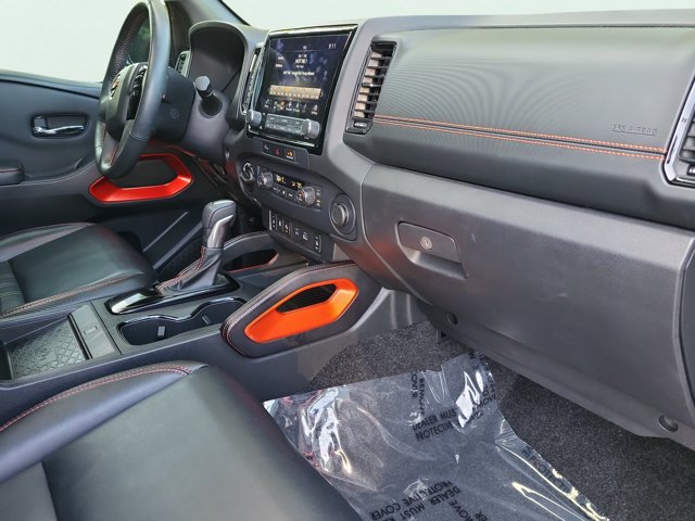 Used 2023 Nissan Frontier PRO-4X w/ Pro-4X Premium Package AWD/4WD image 21
