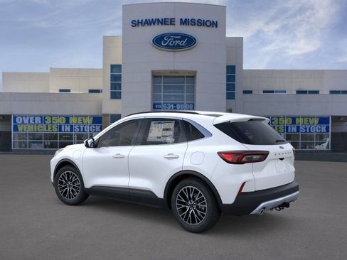 New 2026 Ford Escape SE w/ PHEV Premium Package FWD image 4