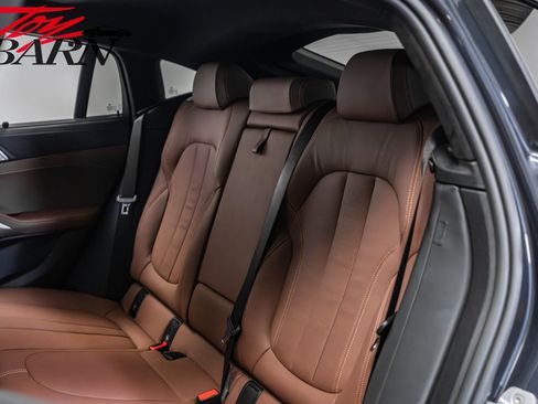 Used 2020 BMW X6 M50i w/ Executive Package image 46