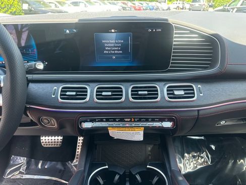 New 2026 Mercedes-Benz GLE 53 AMG 4MATIC Coupe image 30