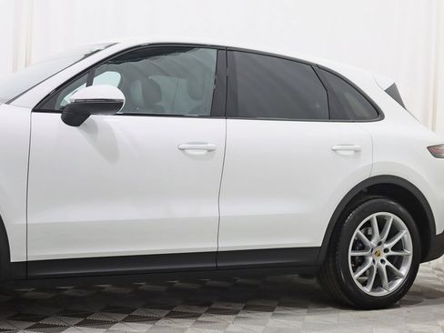 Used 2019 Porsche Cayenne image 3