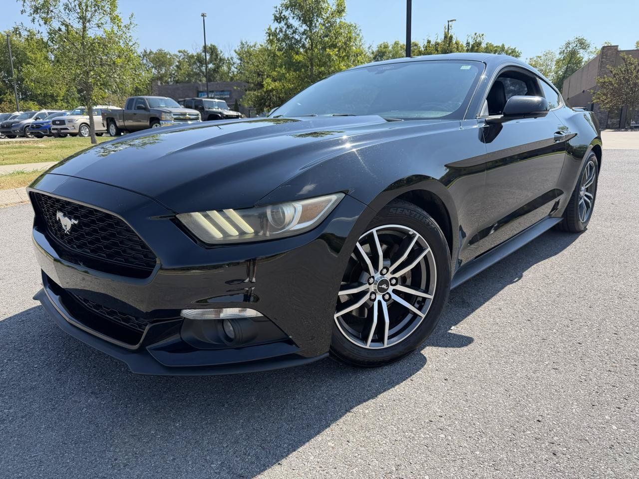 Used 2017 Ford Mustang Premium RWD image 1