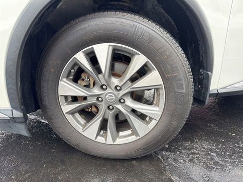 Used 2018 Nissan Murano SV AWD/4WD image 31
