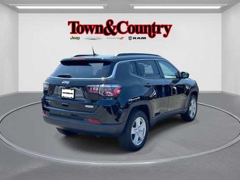 Certified 2022 Jeep Compass Latitude w/ Convenience Group AWD/4WD image 7