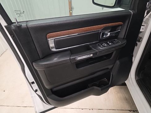 Used 2018 RAM 1500 Laramie w/ Protection Group AWD/4WD image 13