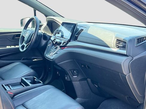 Used 2024 Honda Odyssey Sport image 30
