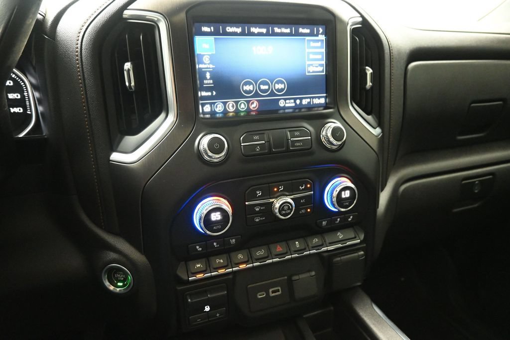 Used 2021 GMC Sierra 1500 AT4 w/ AT4 Premium Package AWD/4WD image 6