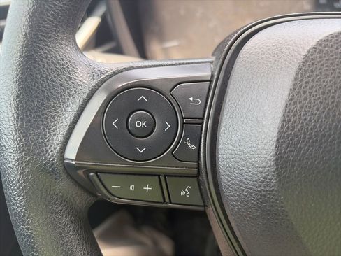 Used 2024 Toyota Corolla LE FWD image 13