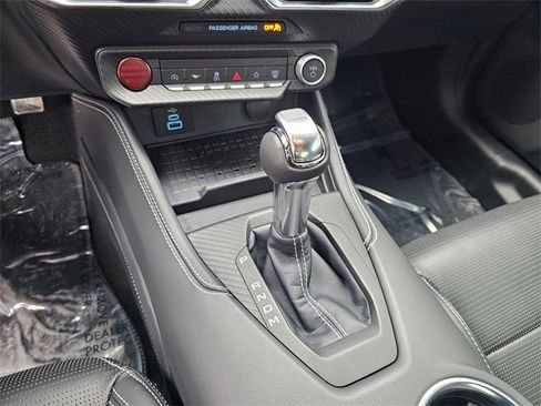 Used 2024 Ford Mustang GT Premium image 22