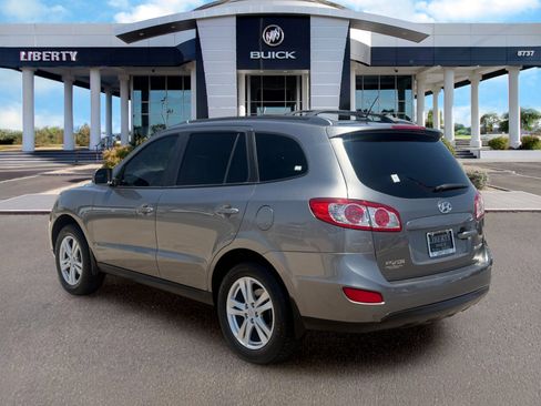 Used 2011 Hyundai Santa Fe SE FWD image 5