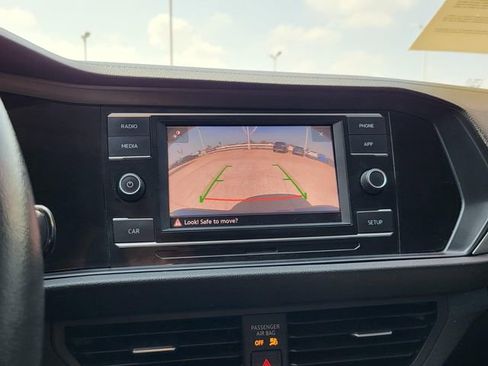 Used 2019 Volkswagen Jetta S w/ Driver Assistance Package image 9