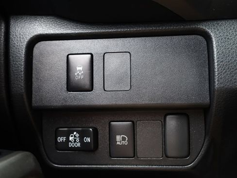 Used 2023 Toyota Tacoma SR5 RWD image 16