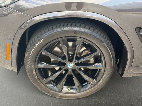 Used 2025 BMW X4 xDrive30i w/ M Sport Package AWD/4WD image 10