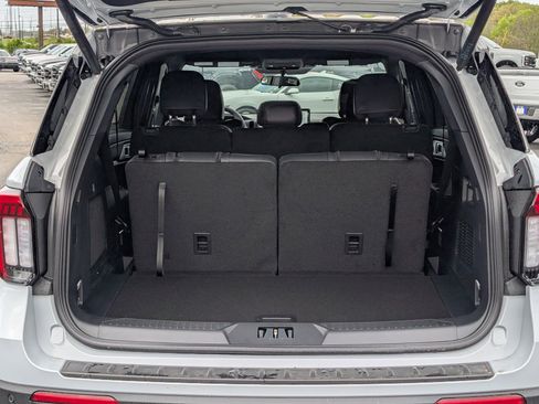 New 2026 Ford Explorer ST-Line image 11