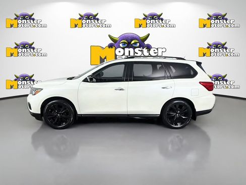 Used 2018 Nissan Pathfinder SL AWD/4WD image 8
