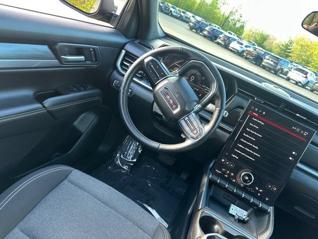 Used 2025 GMC Terrain Elevation AWD/4WD image 22