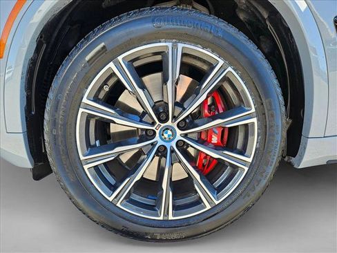 Certified 2024 BMW X5 xDrive50e w/ M Sport Package image 20