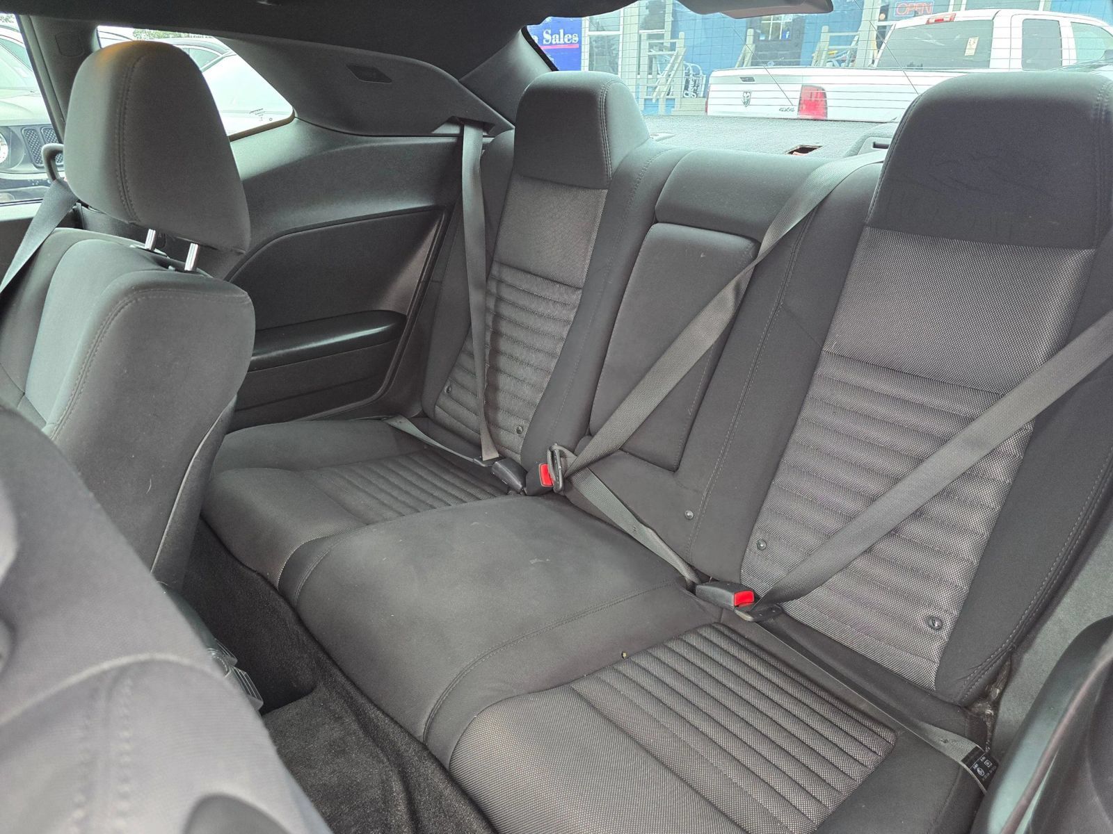 Used 2014 Dodge Challenger SXT RWD image 14