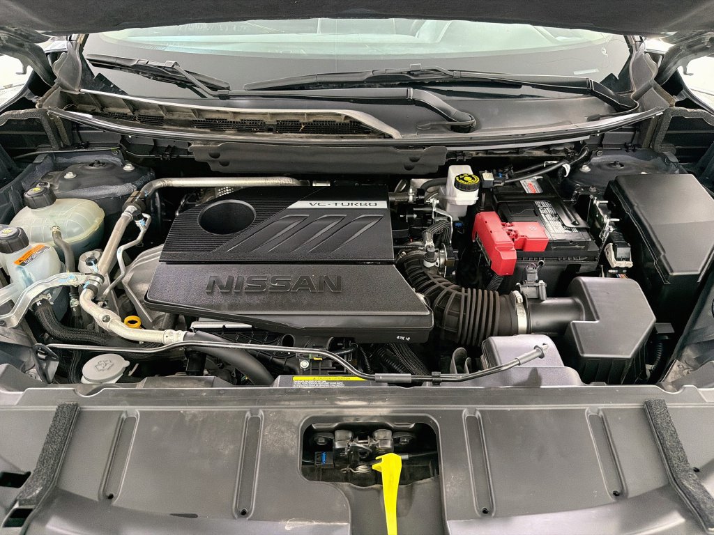 Used 2025 Nissan Rogue SV FWD image 30