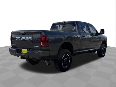 Used 2025 RAM 2500 Laramie AWD/4WD image 5