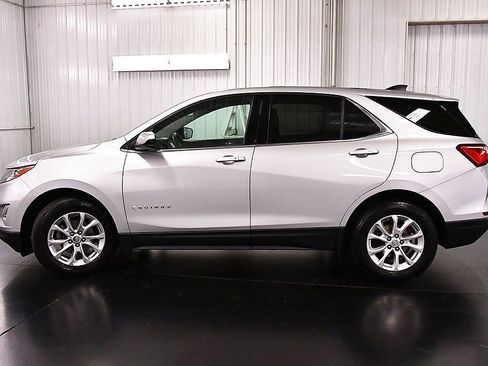 Used 2018 Chevrolet Equinox LT image 4