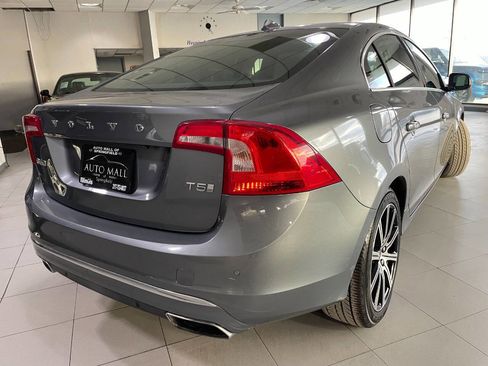 Used 2018 Volvo S60 T5 Inscription image 7