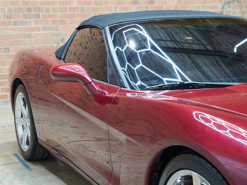 Used 2007 Chevrolet Corvette Coupe w/ Preferred Equipment Group RWD image 24