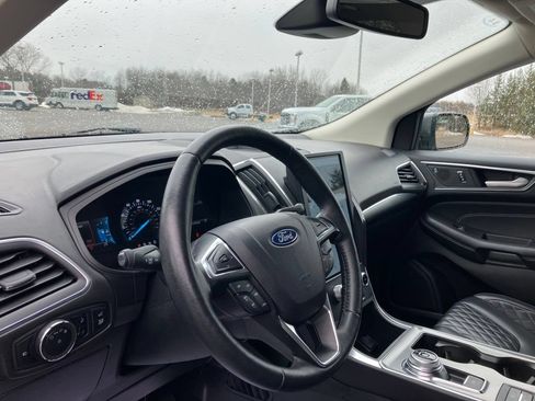 Used 2024 Ford Edge Titanium AWD/4WD image 5