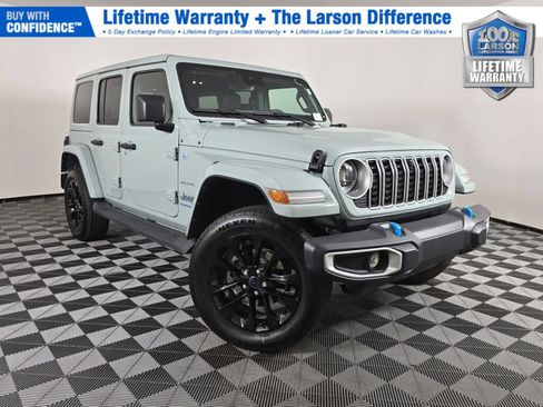 Used 2024 Jeep Wrangler Unlimited Sahara w/ Technology Group AWD/4WD image 1