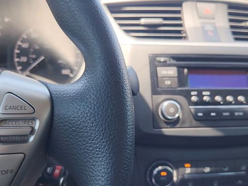 Used 2016 Nissan Sentra S FWD image 21