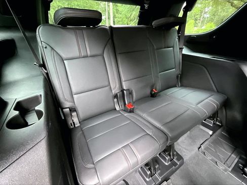 Used 2024 Chevrolet Tahoe RST w/ Luxury Package AWD/4WD image 37
