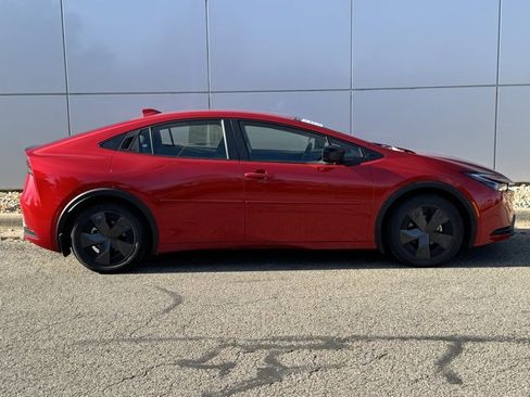 Certified 2023 Toyota Prius LE image 35