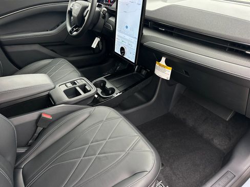 New 2025 Ford Mustang Mach-E Select AWD/4WD image 18