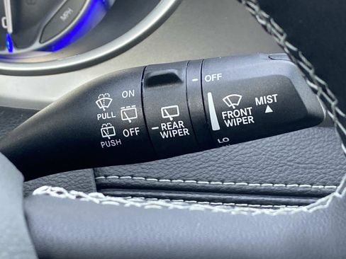 New 2026 Chrysler Pacifica Select image 16