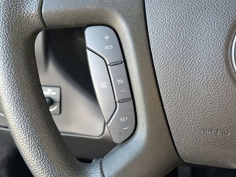 Used 2024 GMC Savana 2500 w/ Driver Convenience Package RWD image 20