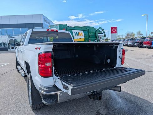 Used 2019 Chevrolet Silverado 2500 LTZ w/ Duramax Plus Package AWD/4WD image 18