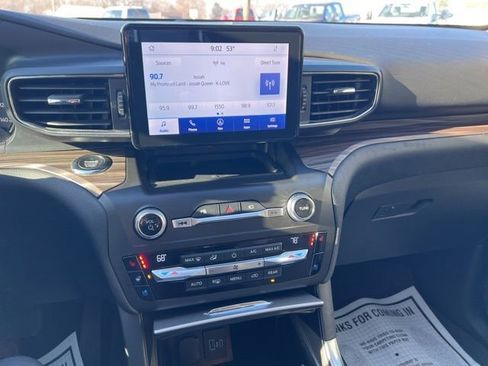 Used 2020 Ford Explorer Limited w/ Class III Trailer Tow Package image 19