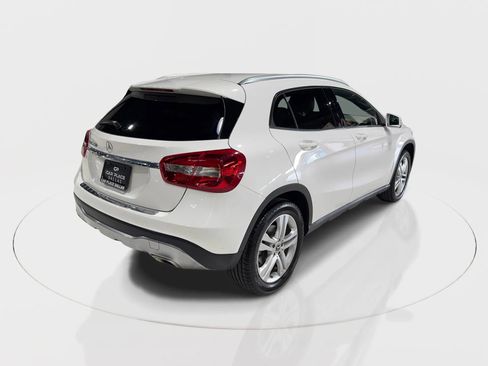 Used 2019 Mercedes-Benz GLA 250 image 11