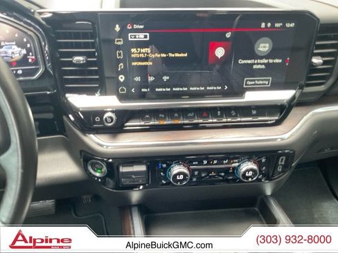Used 2024 GMC Sierra 1500 SLT w/ SLT Premium Plus Package AWD/4WD image 11